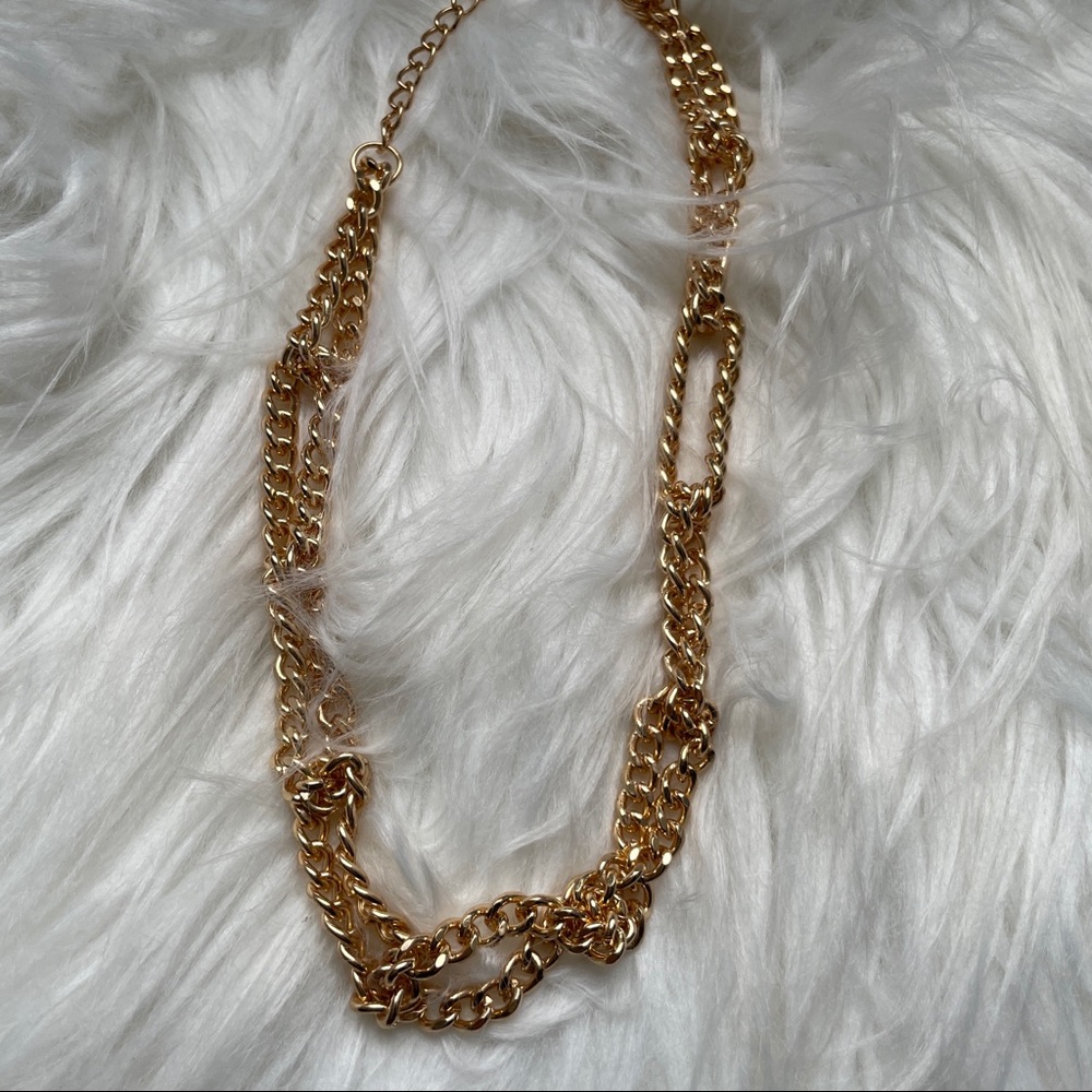 Faux gold chained necklace